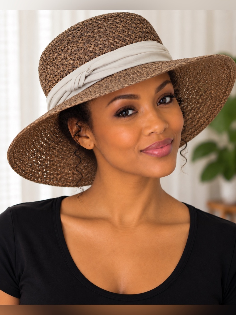 Women’s Wide Brim Straw Sun Hat Taupe Band Summer Beach Vacation
